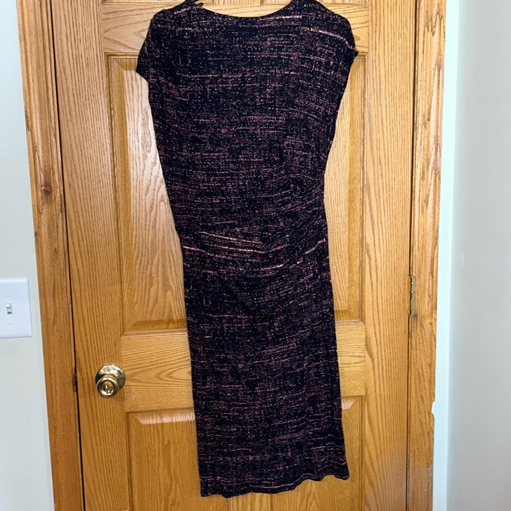 Size medium long dress, capped sleeve. No stains or tears.